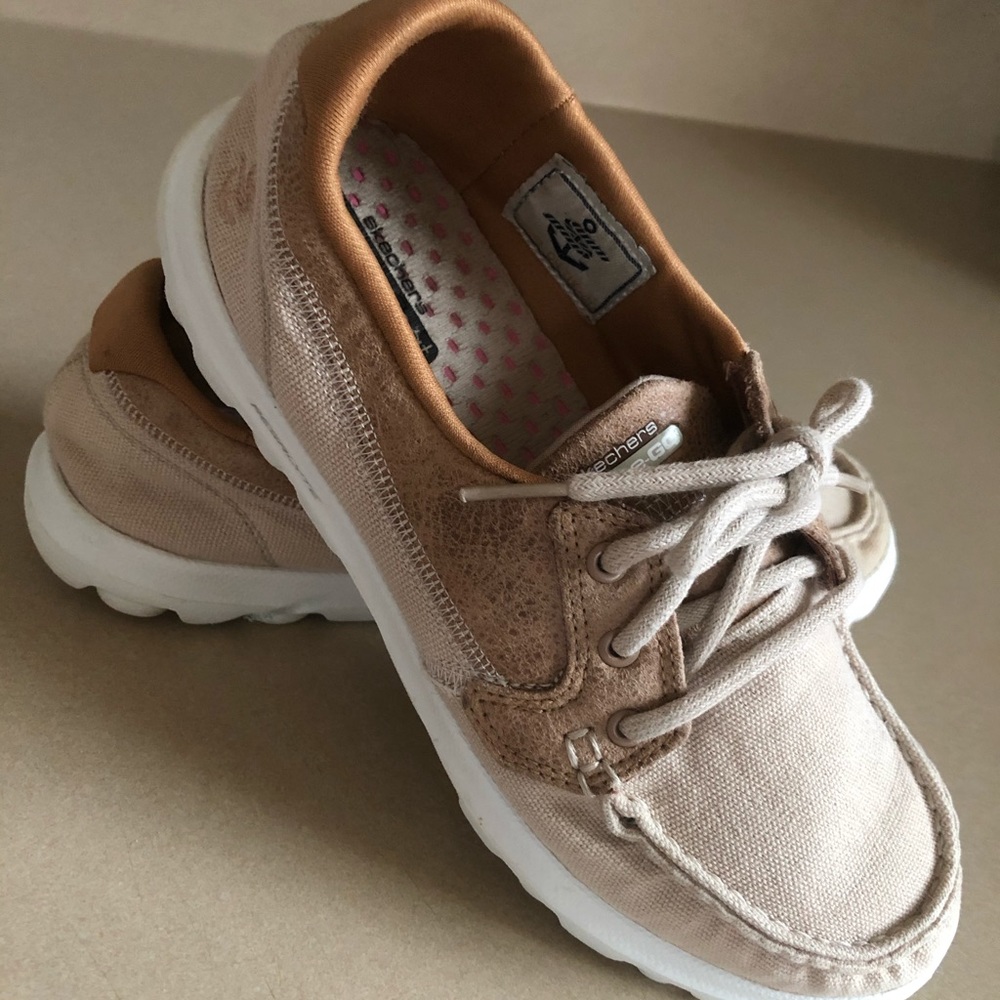 Skechers boat shoe